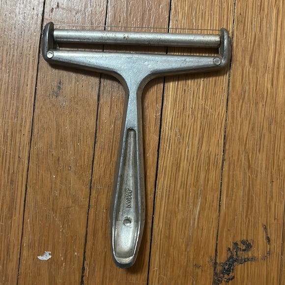Vintage Nevco Cheese Slicer - Picture 2 of 10